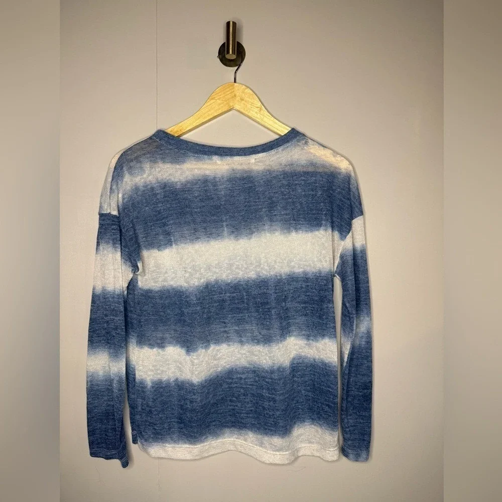 Blue White Tie Dye Lightweight‎ Sweater Coastal Casual Relaxed Knit Top